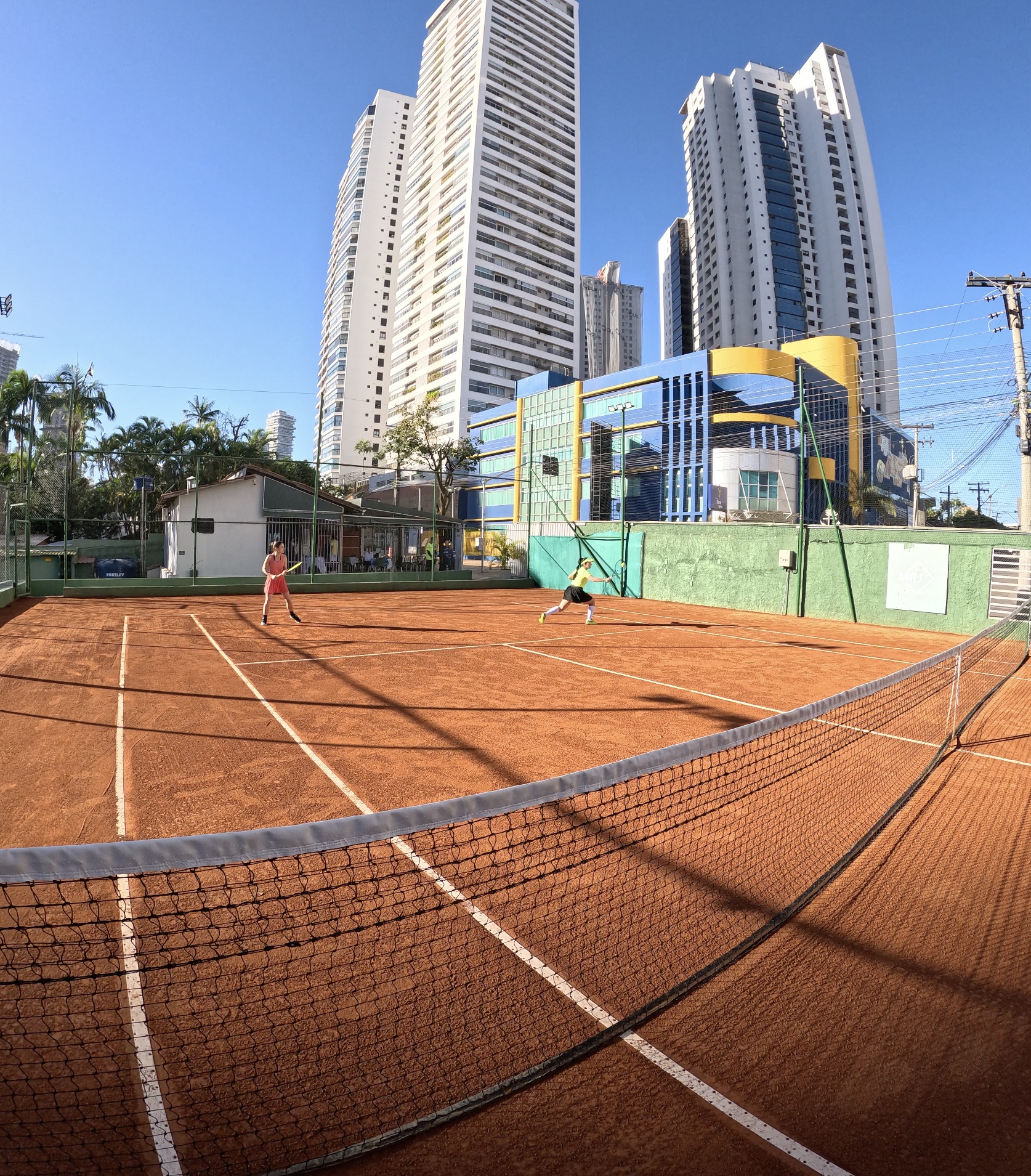 Quadra Roger Federer, saibro da Bueno Tennis Club em Goiânia